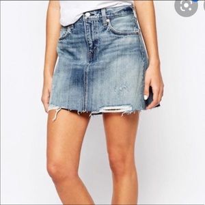 Levis Distressed Denim Mini Skirt Size 31